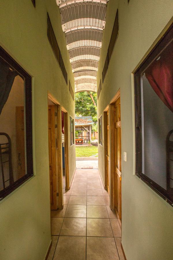 Jaco Inn Bagian luar foto