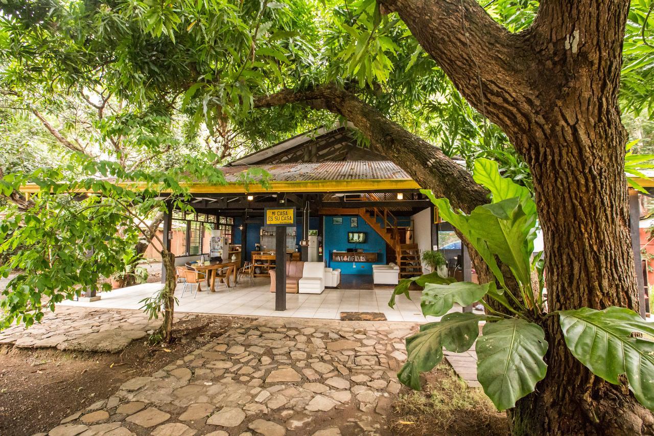 Jaco Inn Bagian luar foto